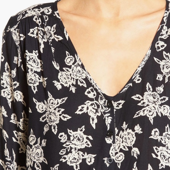 NEW Volcom “On The Brink” Floral Romper Jumpsuit Size L - Picture 8 of 10